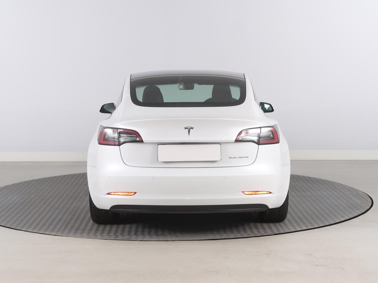 2021 Tesla Model 3 - 6