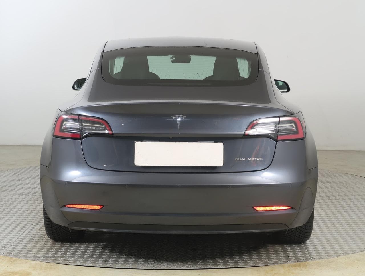 2019 Tesla Model 3 - 6