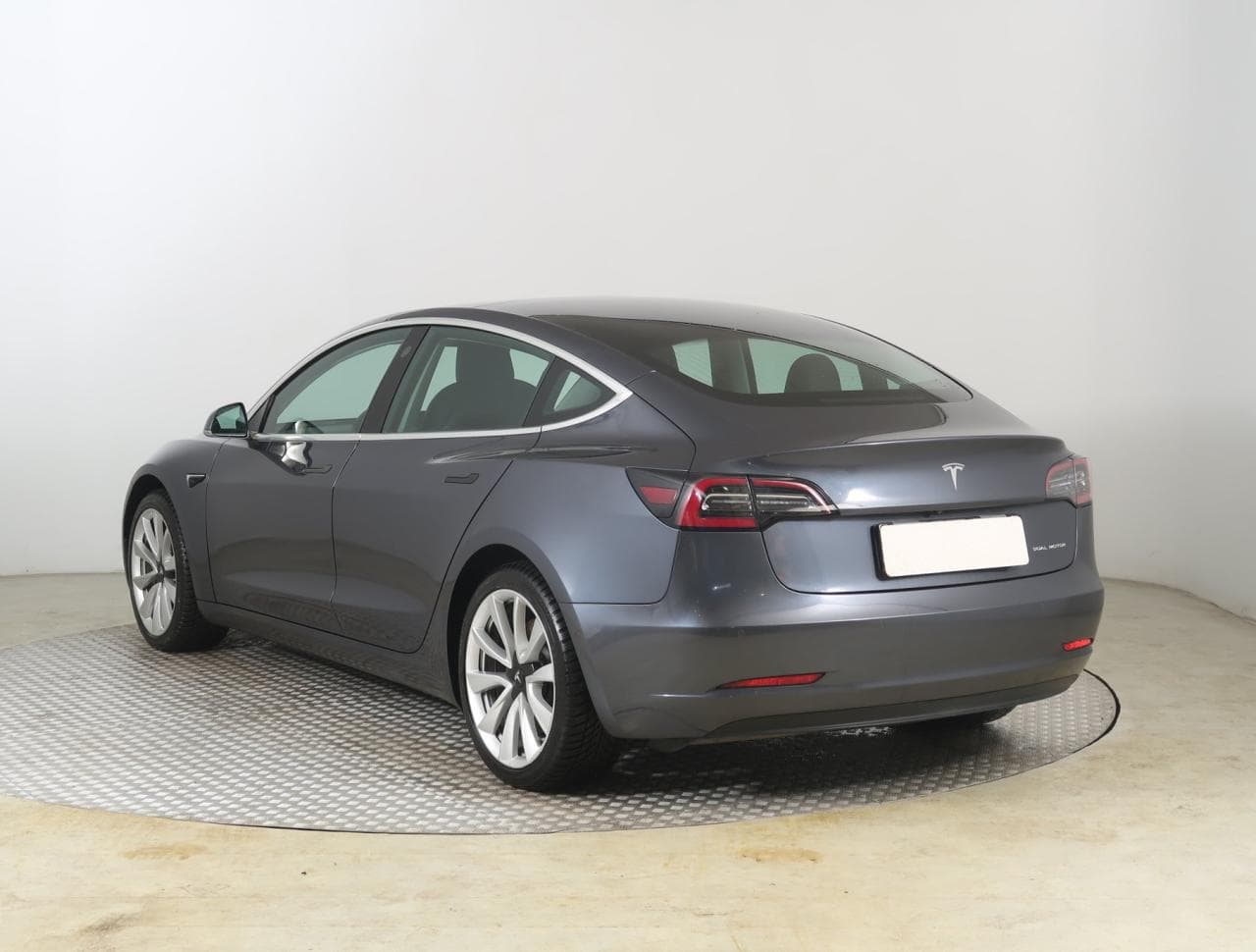 2019 Tesla Model 3 - 5