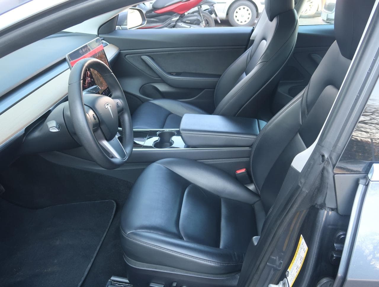 2019 Tesla Model 3 - 16