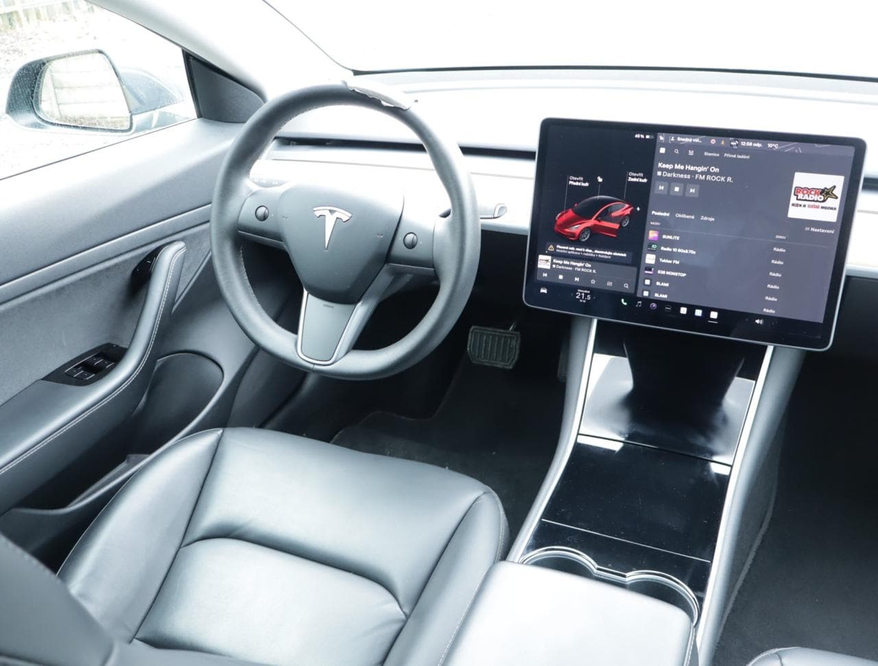 2020 Tesla Model 3 - 9