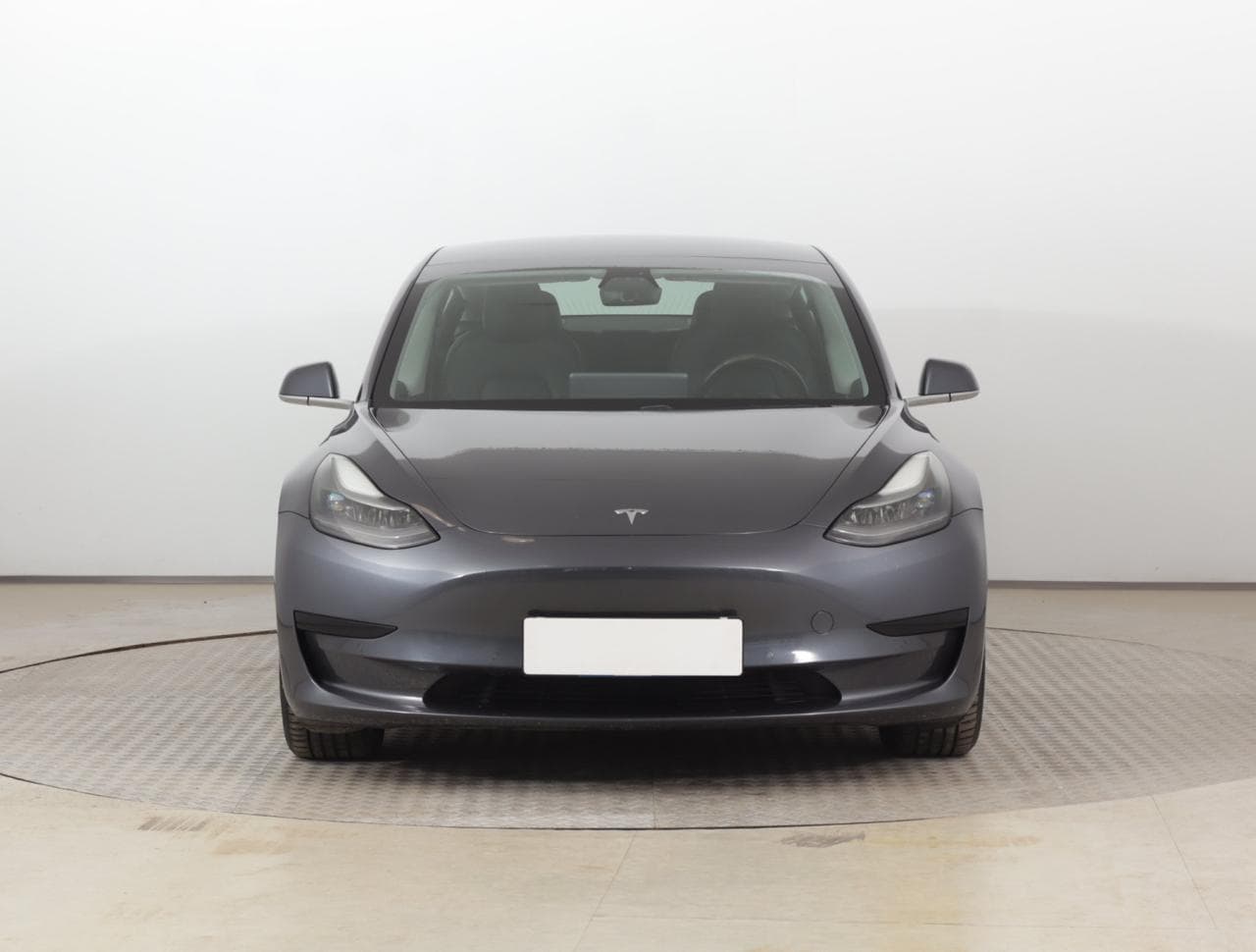 2020 Tesla Model 3 - 2