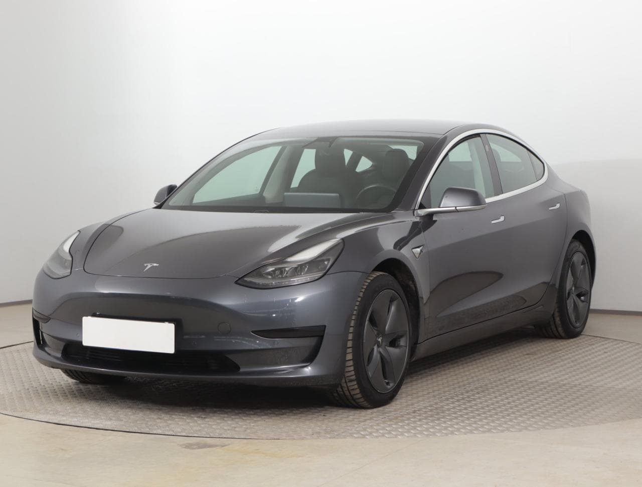 2020 Tesla Model 3 - 3