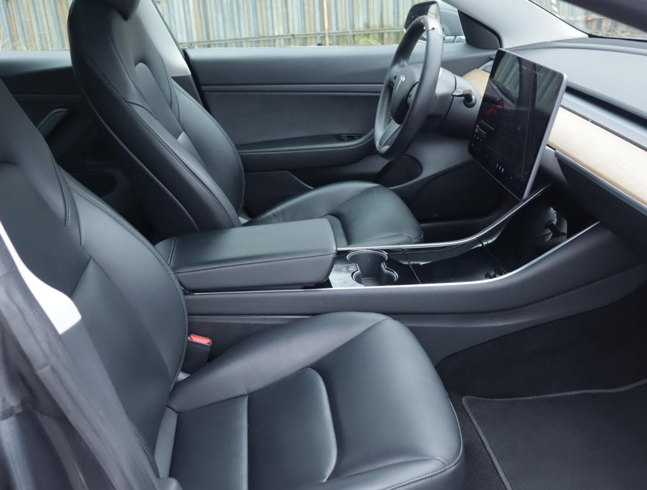 2020 Tesla Model 3 - 12