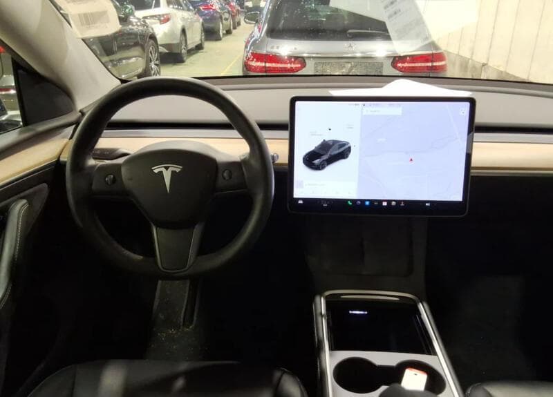 2022 Tesla MODEL Y - 5