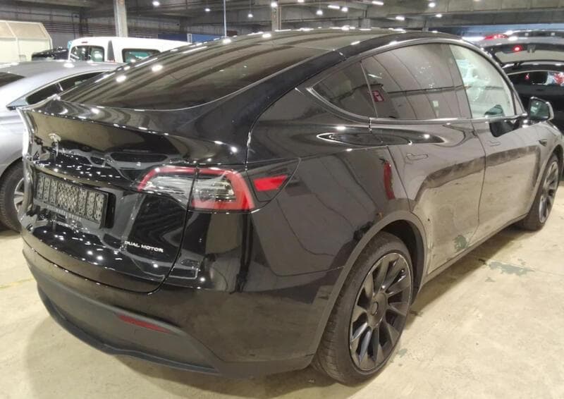 2022 Tesla MODEL Y - 4