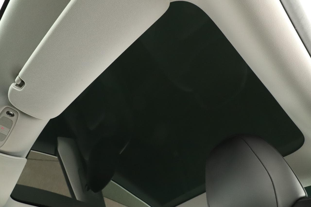 2020 Tesla Model 3 - 17