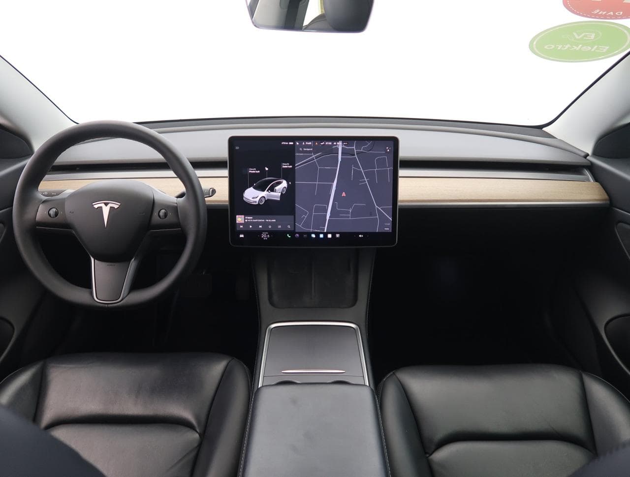 2020 Tesla MODEL 3 - 10