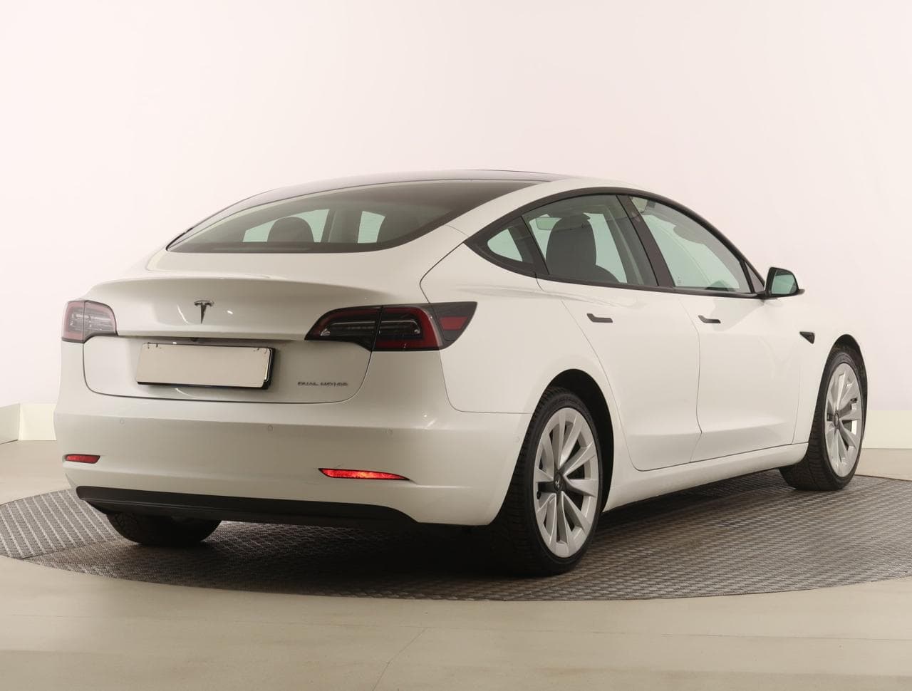2020 Tesla MODEL 3 - 7