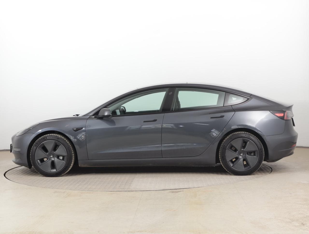 2021 Tesla Model 3 - 7