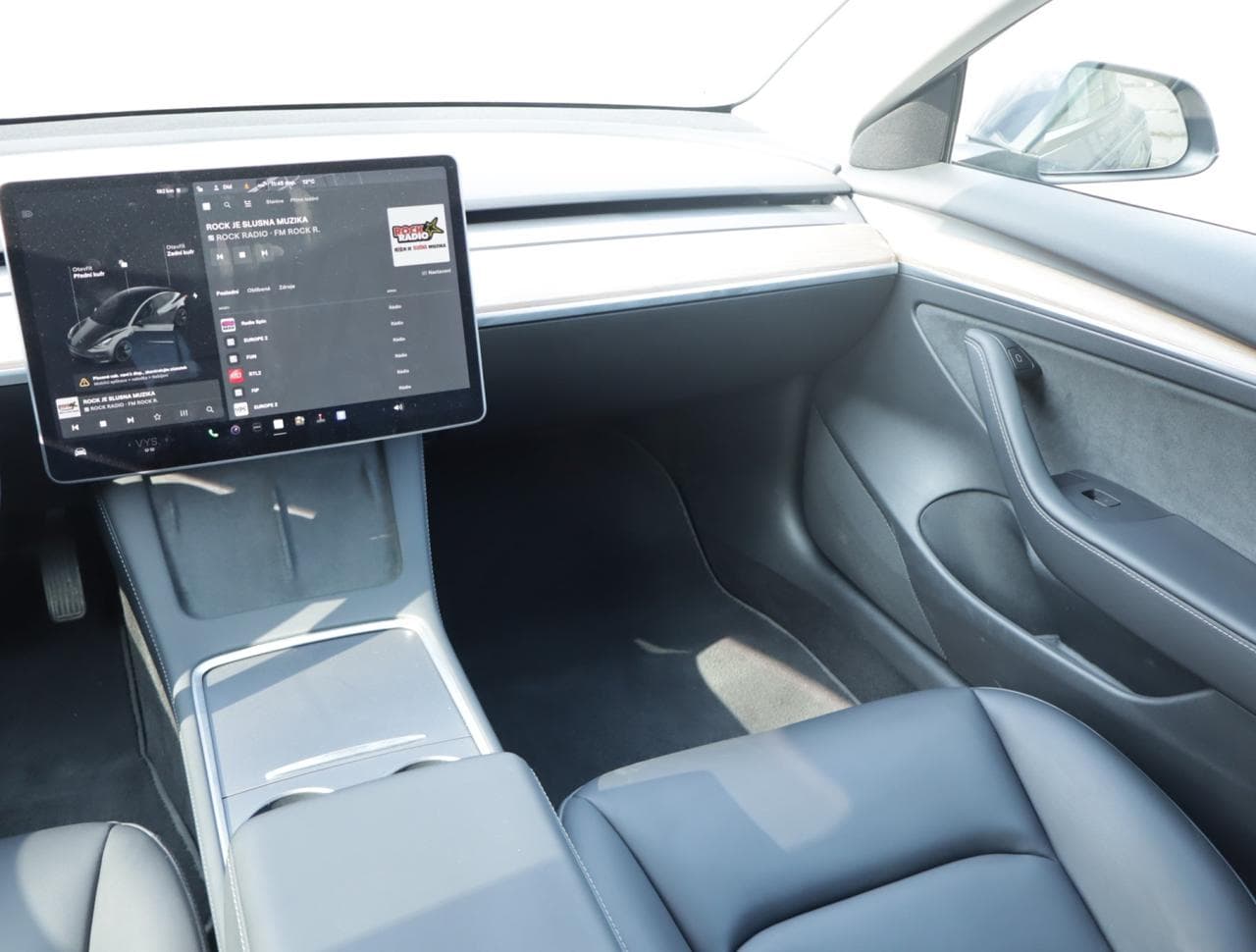 2021 Tesla Model 3 - 21