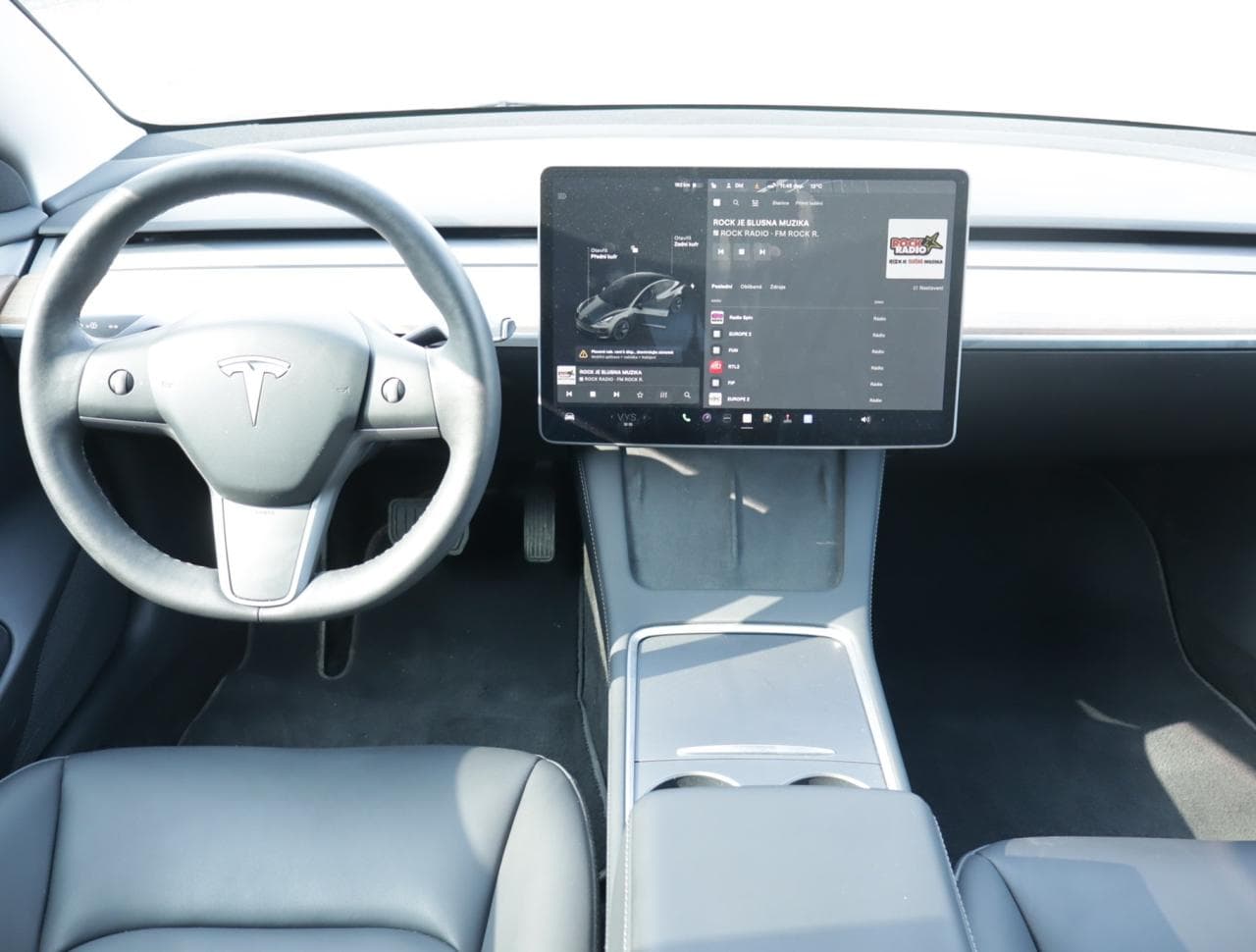 2021 Tesla Model 3 - 19