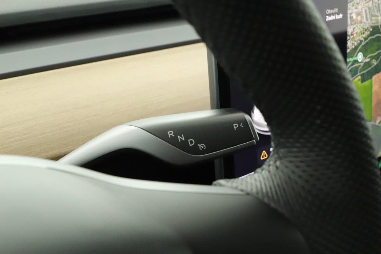 2020 Tesla MODEL 3 - 19