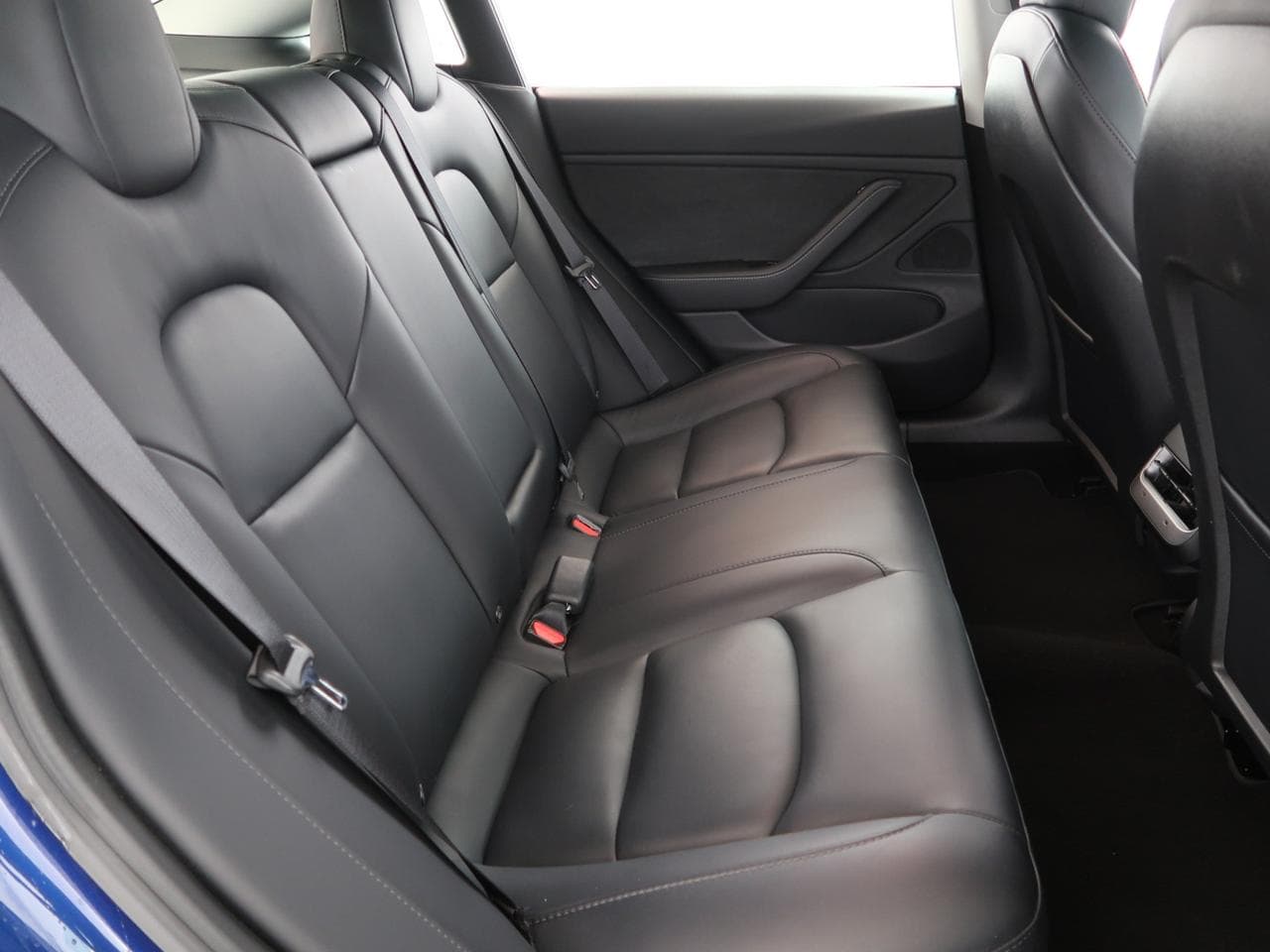 2020 Tesla MODEL 3 - 13