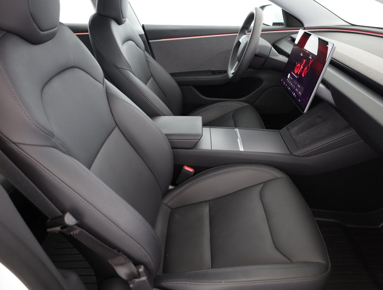 2024 Tesla Model 3 - 19