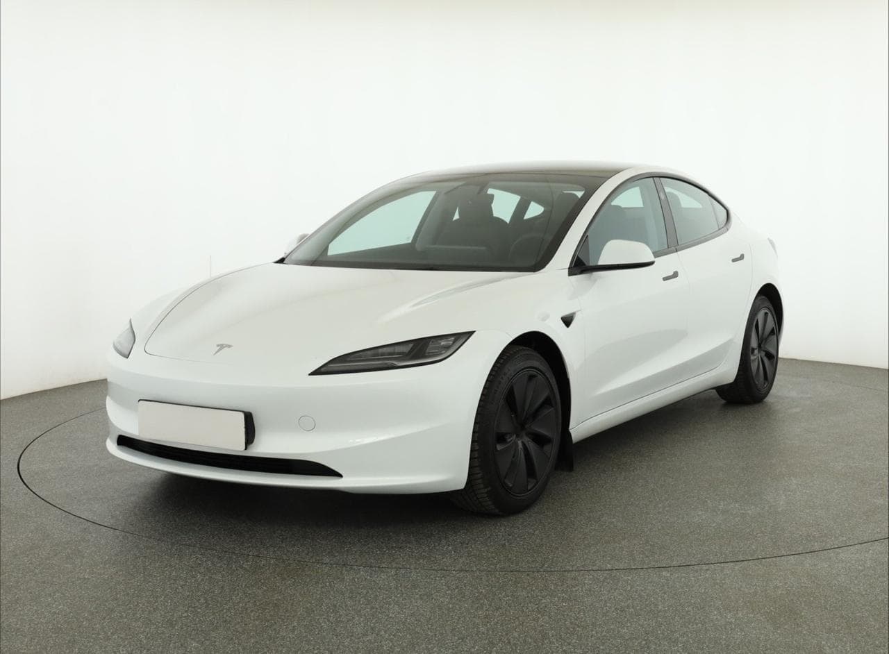 2024 Tesla Model 3 - 5