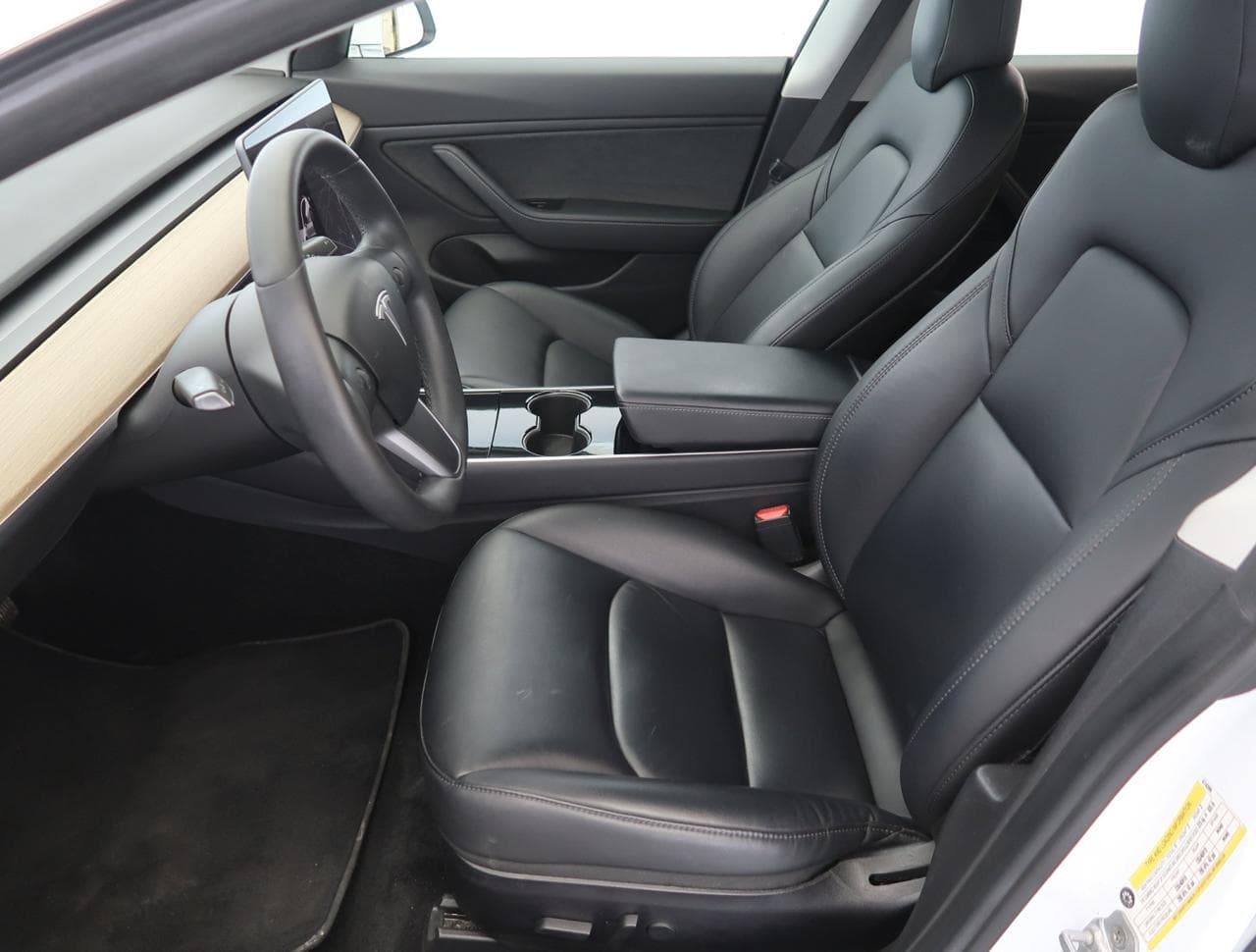 2019 Tesla Model 3 - 31