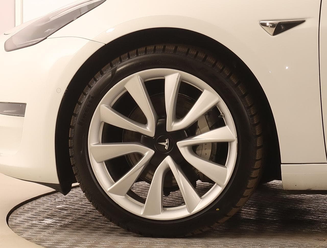 2019 Tesla Model 3 - 39