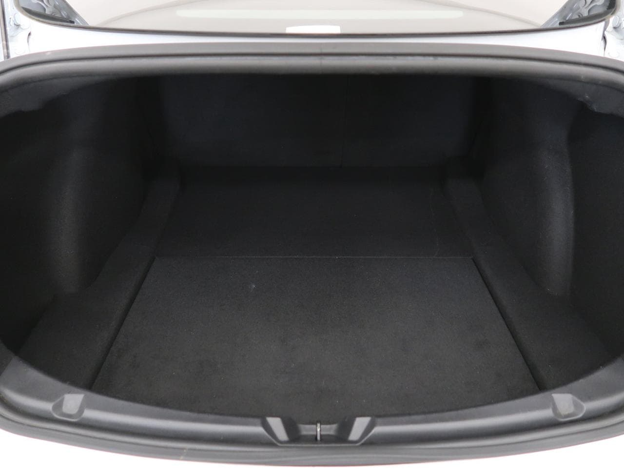 2019 Tesla Model 3 - 37