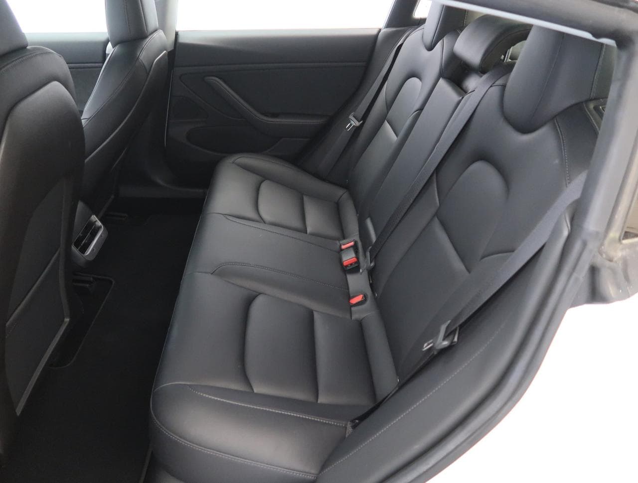 2019 Tesla Model 3 - 29