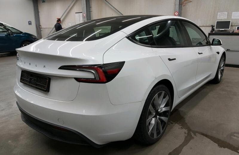 2023 Tesla MODEL 3 - 2