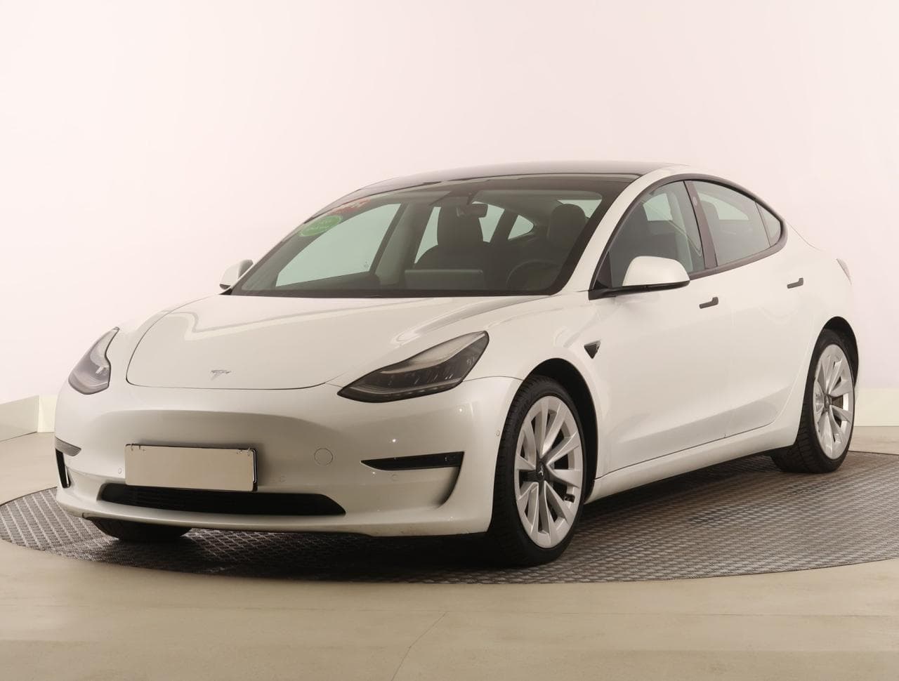 2020 Tesla Model 3 - 5