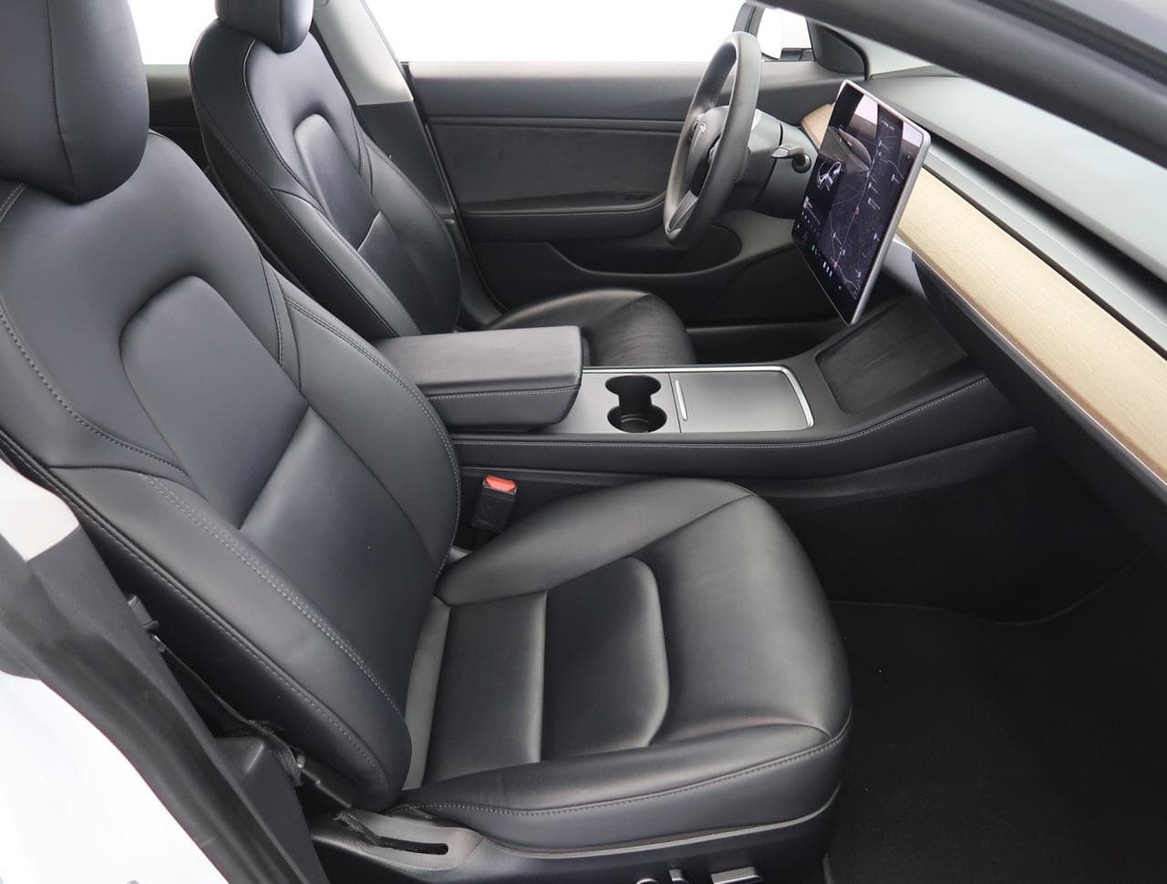 2020 Tesla Model 3 - 23