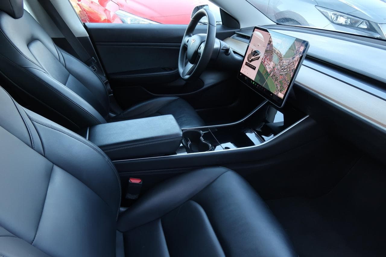 2019 Tesla MODEL 3 - 12