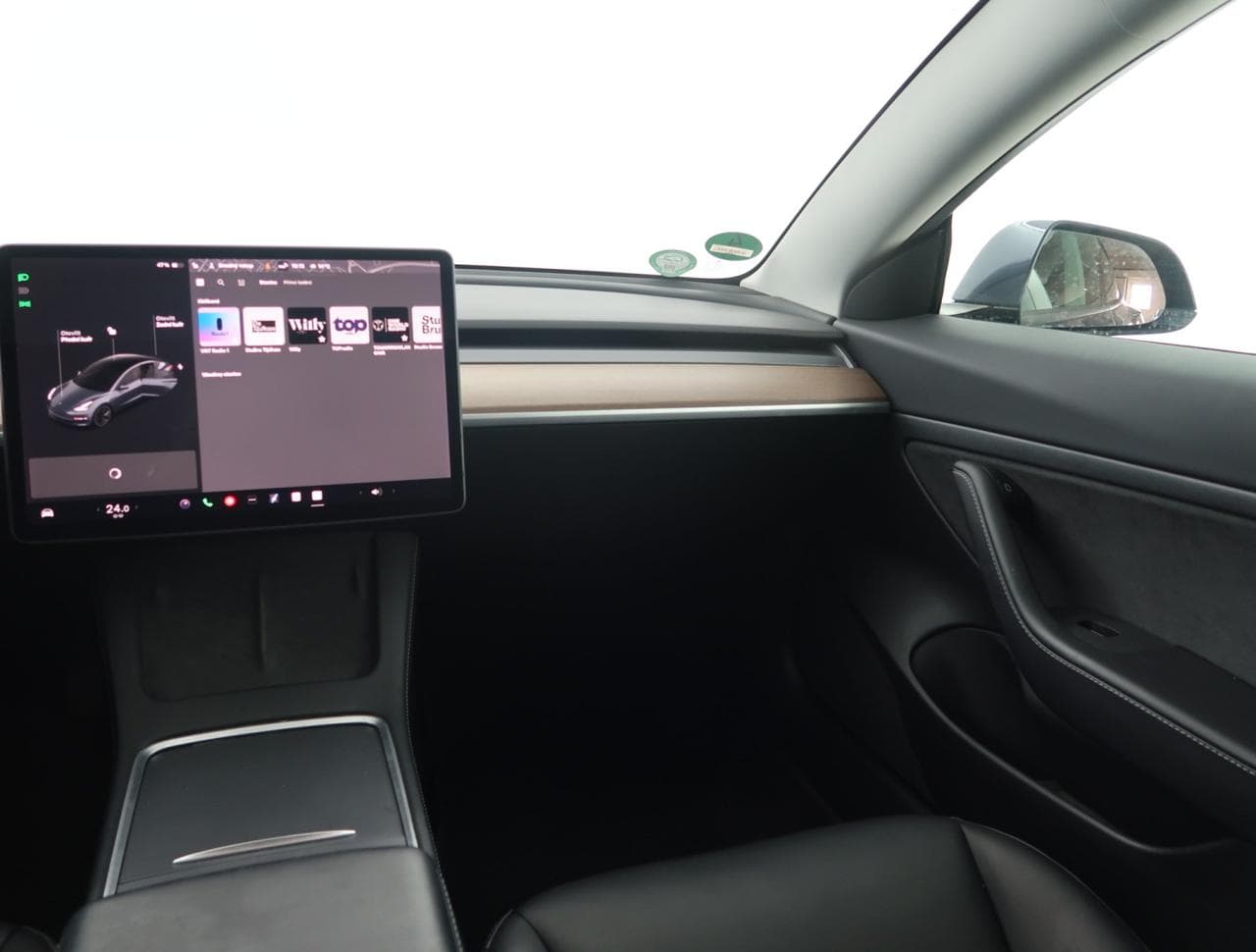 2021 Tesla MODEL 3 - 11
