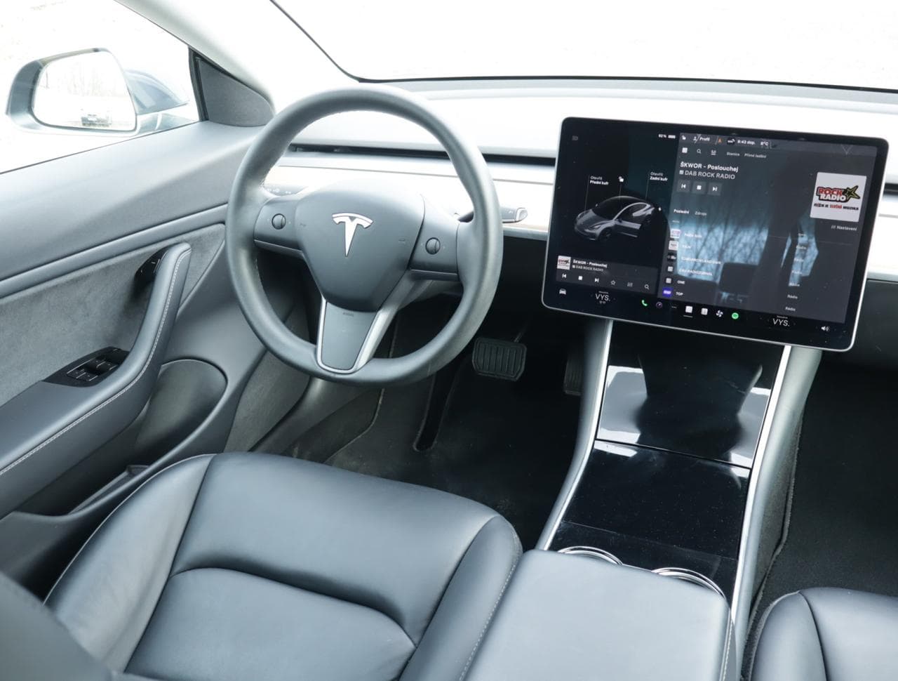 2020 Tesla MODEL 3 - 9