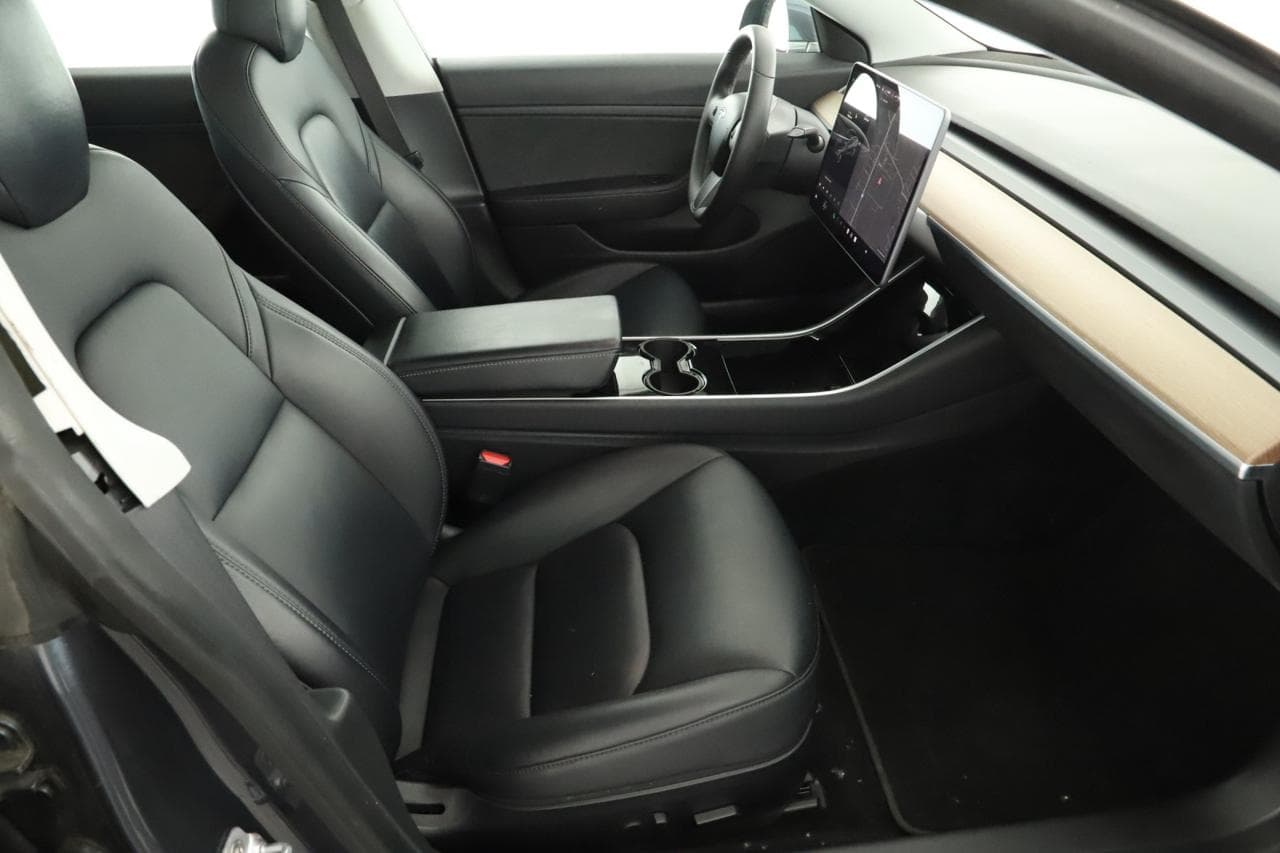 2020 Tesla MODEL 3 - 10