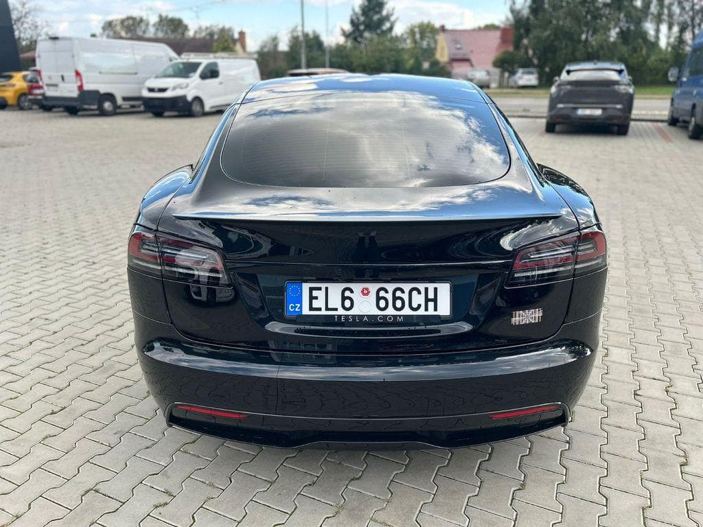 2024 Tesla Model S - 33