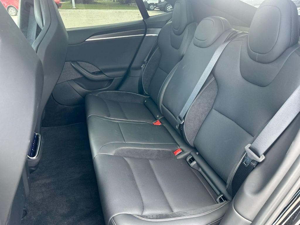 2024 Tesla Model S - 17