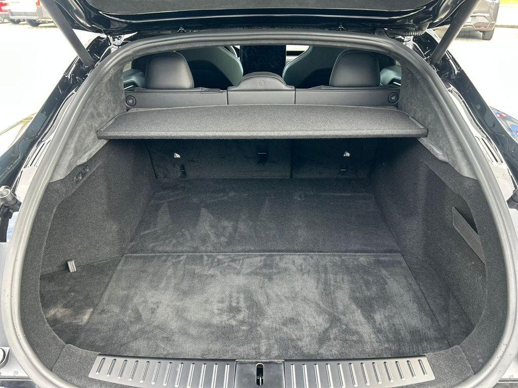 2024 Tesla Model S - 11