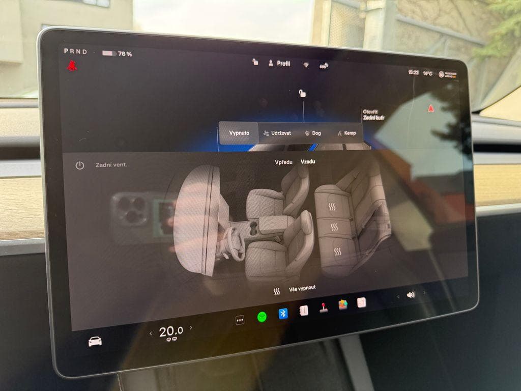 2022 Tesla Model Y - 16