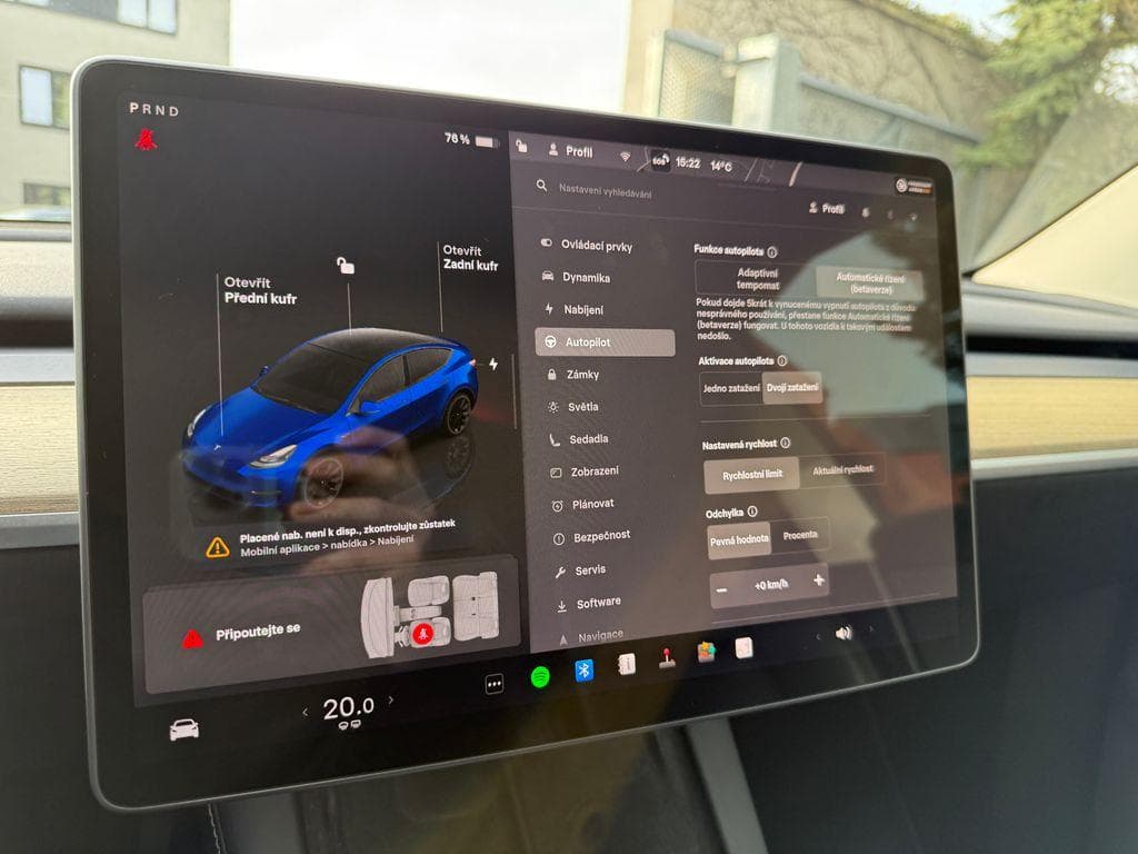 2022 Tesla Model Y - 19