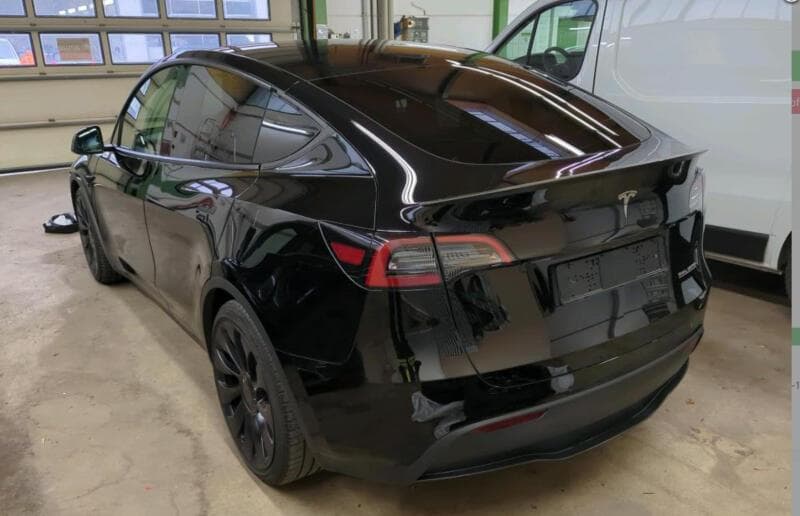 2022 Tesla MODEL Y - 4