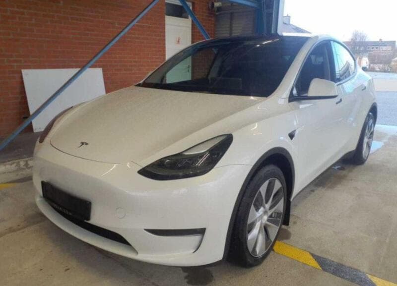 2023 Tesla MODEL Y - 2