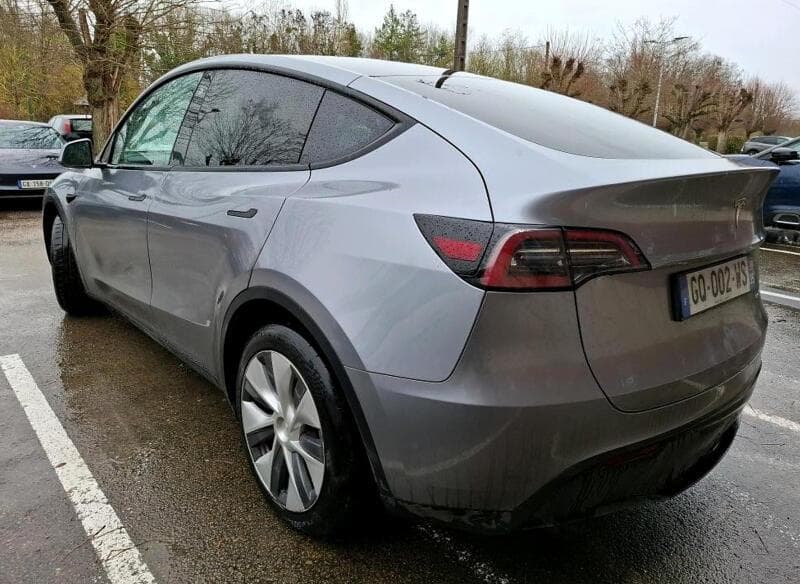 2023 Tesla MODEL Y - 4