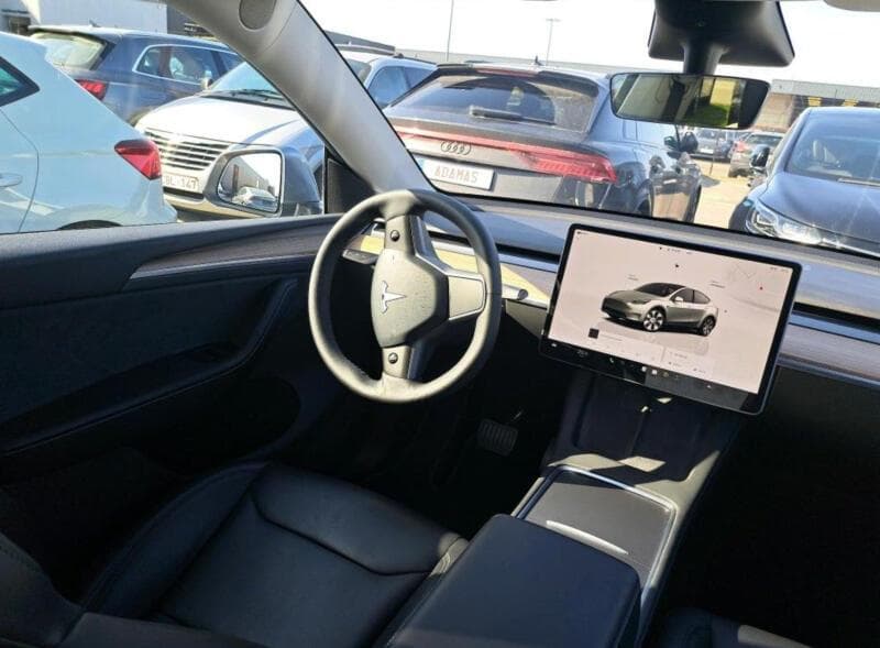 2023 Tesla MODEL Y - 7