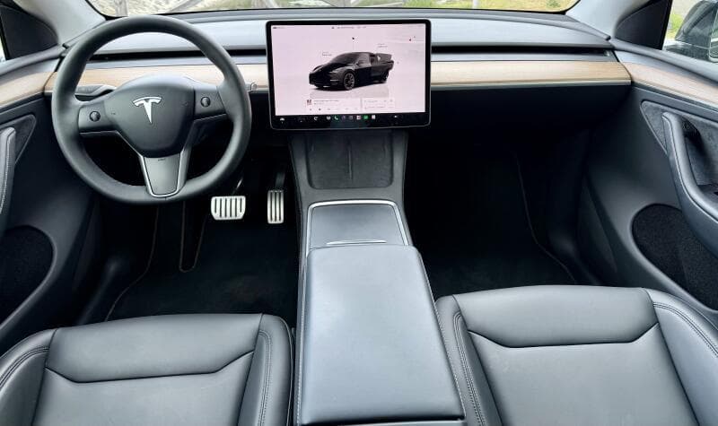 2024 Tesla MODEL Y - 8
