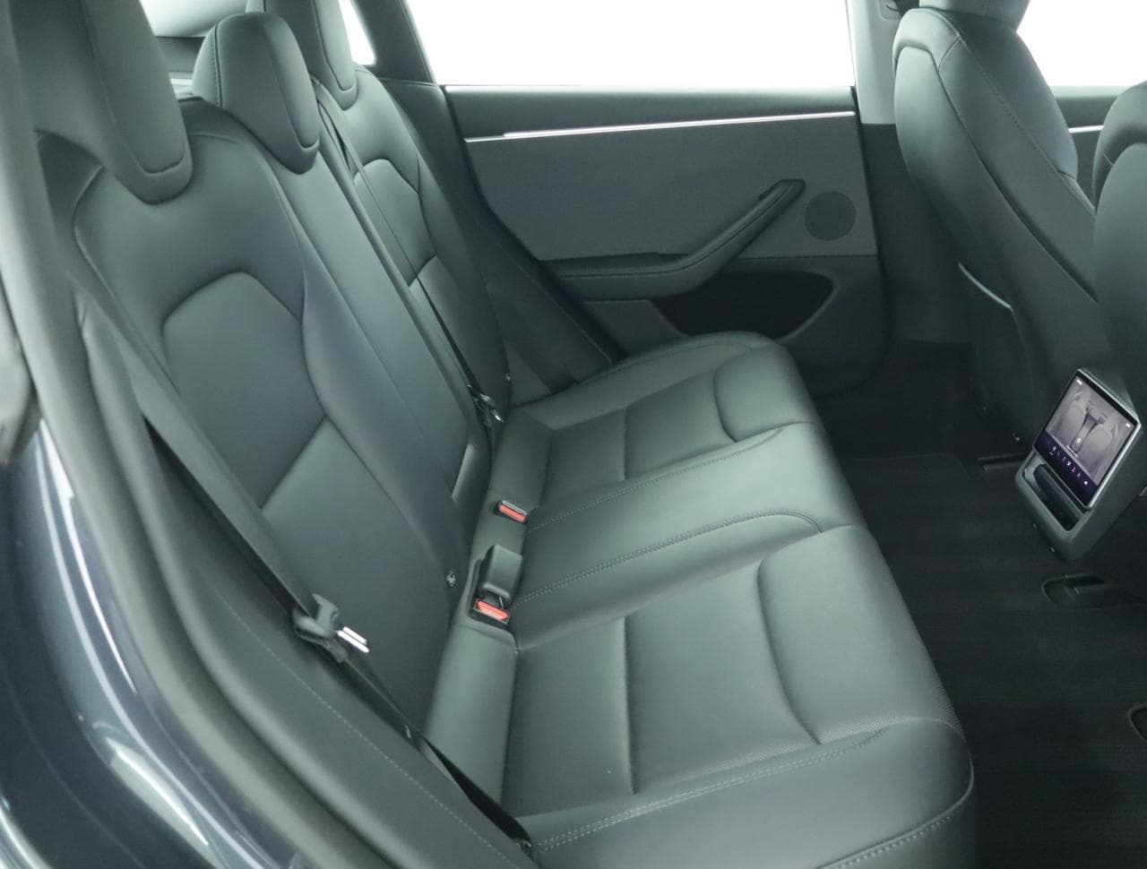 2025 Tesla MODEL 3 - 25