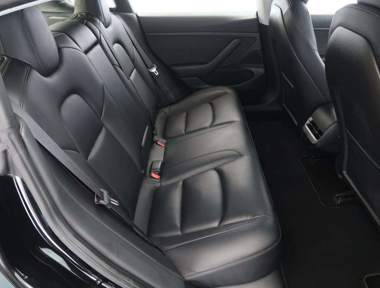 2020 Tesla MODEL 3 - 24