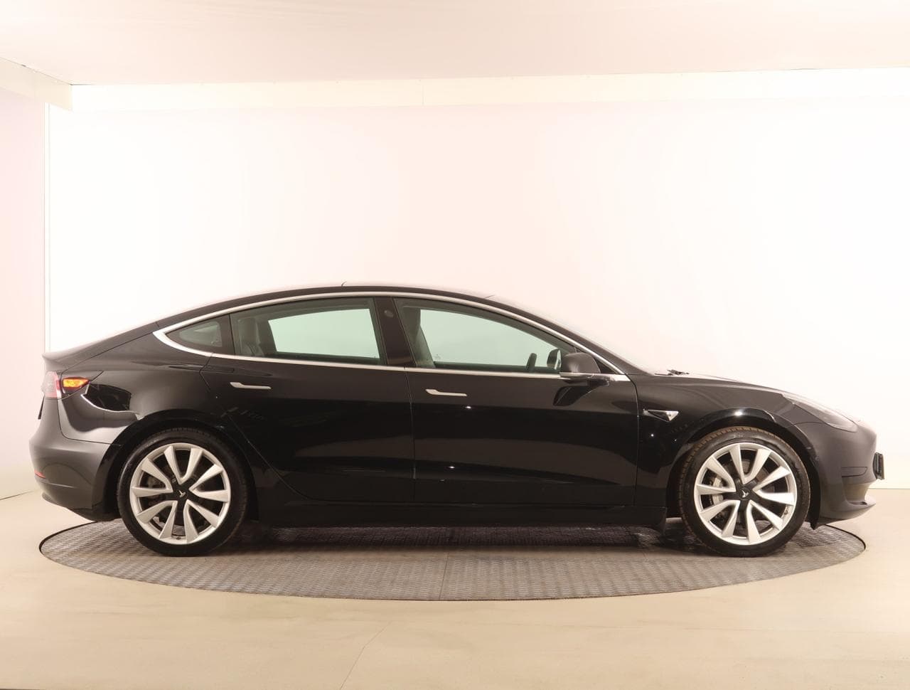 2020 Tesla MODEL 3 - 14