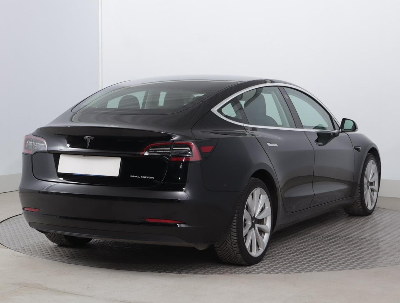 2020 Tesla MODEL 3 - 13