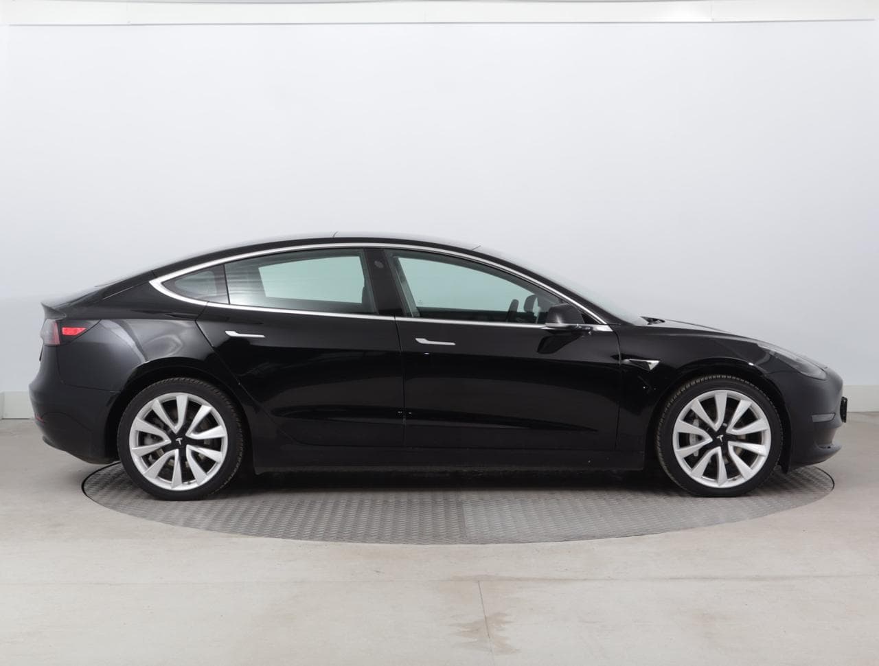 2020 Tesla MODEL 3 - 15