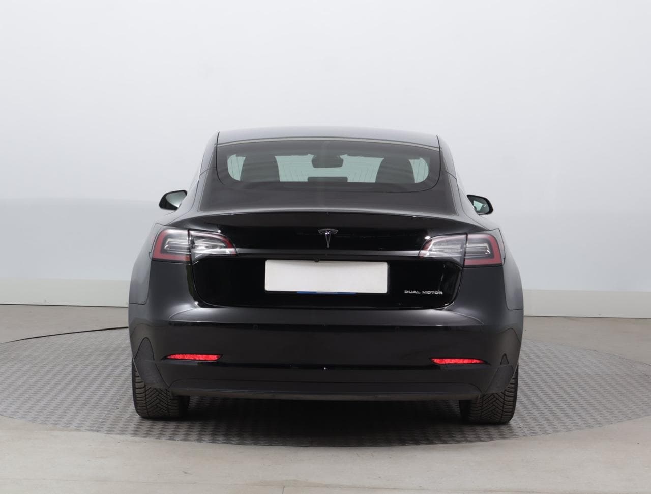 2020 Tesla MODEL 3 - 11