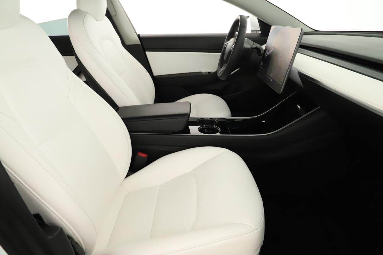 2020 Tesla MODEL 3 - 11