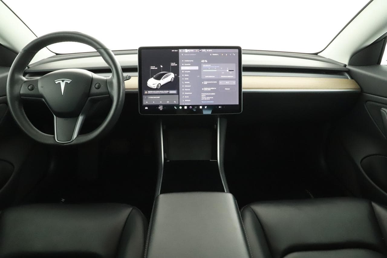 2019 Tesla MODEL 3 - 9