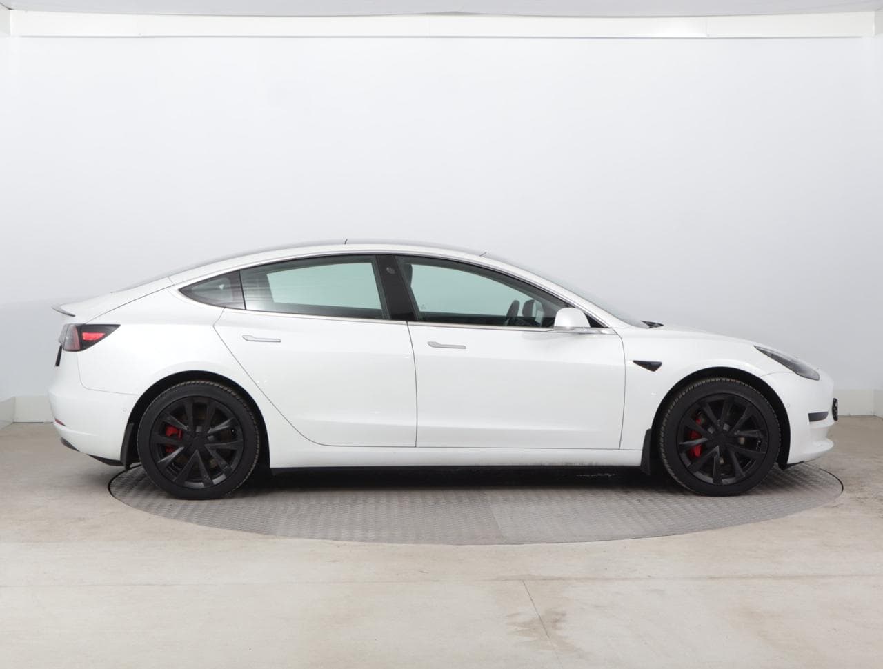 2019 Tesla MODEL 3 - 8